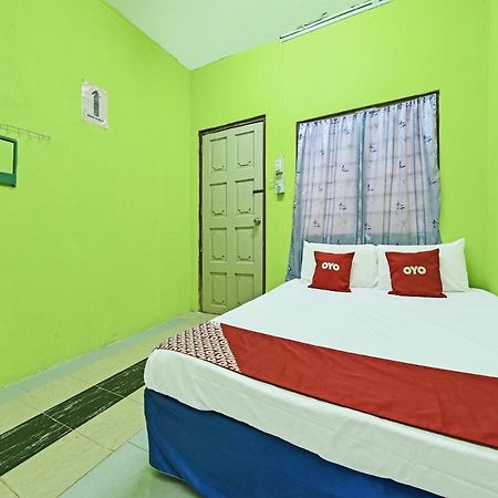 Oyo 90454 Haza Harmoni Guesthouse Kota Bharu Exterior foto