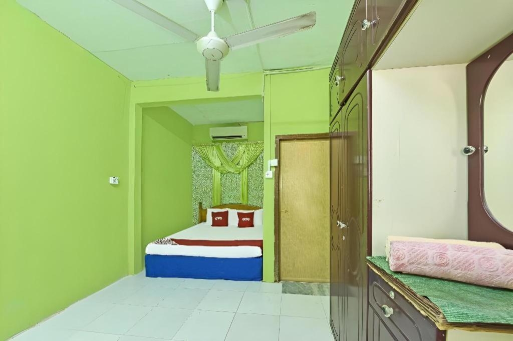 Oyo 90454 Haza Harmoni Guesthouse Kota Bharu Exterior foto